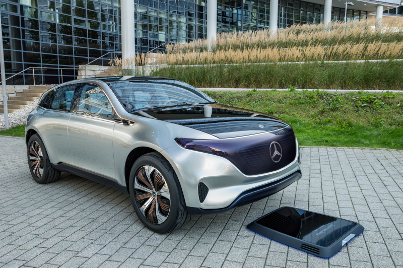 Illustration for article titled The 400 HP Mercedes-Benz EQ Is How Mercedes Will Take Over The World With Electricity